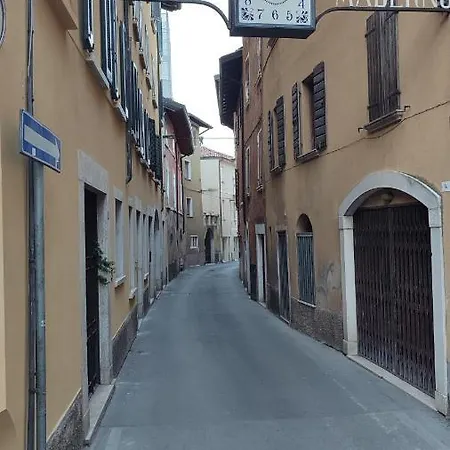 Little Relax On The Garda Lake * Toscolano Maderno